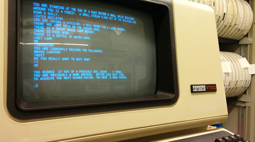 Colossal_Cave_Adventure_on_VT100_terminal
